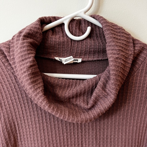 Maybe/ dusty rose long sleeve top - Picture 3 of 5